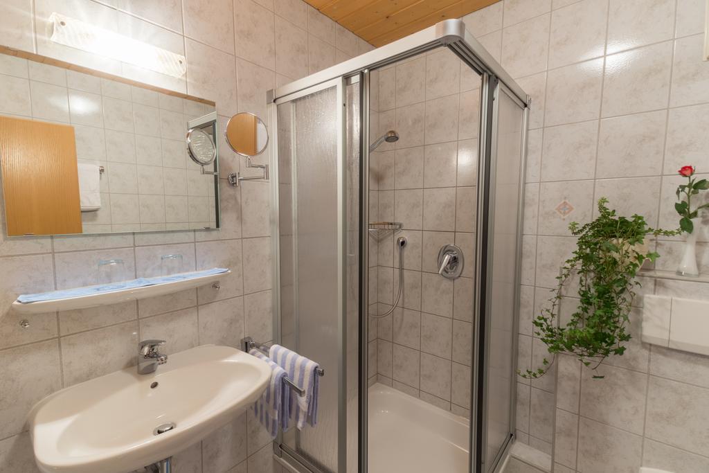 Landhaus Berktold Obermaiselstein Zimmer foto